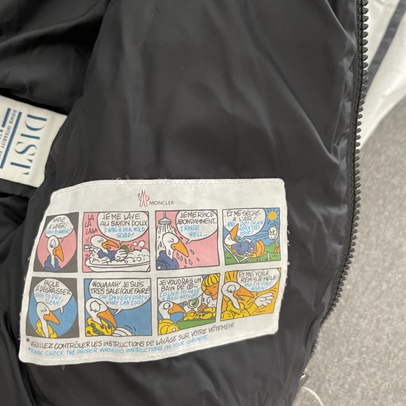 Moncler Kids Shiny Black Puffer Jacket with Fur Trim - Picture 3 of 8